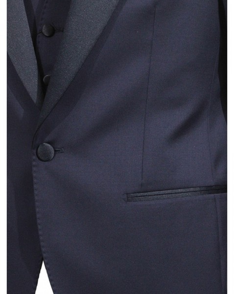 PQ---latorre red---A0C82()VBC02101_4_P.JPG