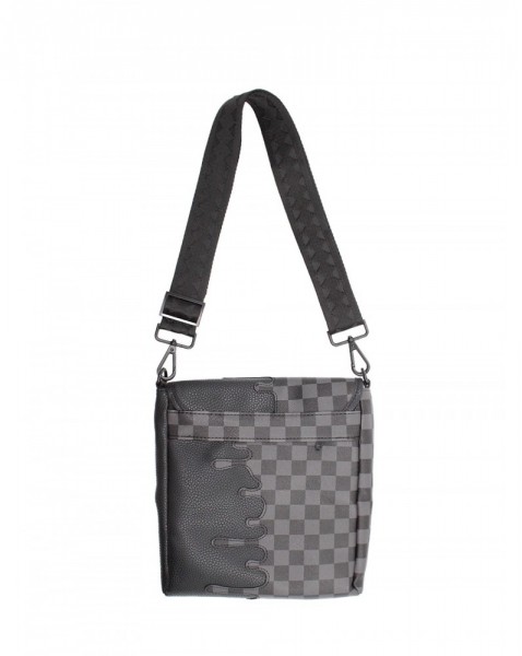 PQ---sprayground---910B7483NSZ_1_P.JPG
