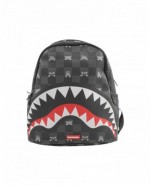 PR---sprayground---910B8908NSZ.JPG