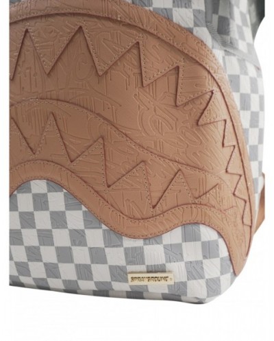 AR---sprayground---910B8593NSZ_3_P.JPG