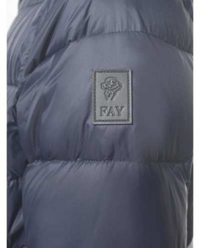 AR---fay---NAM32530620XMHU807_3_P.JPG